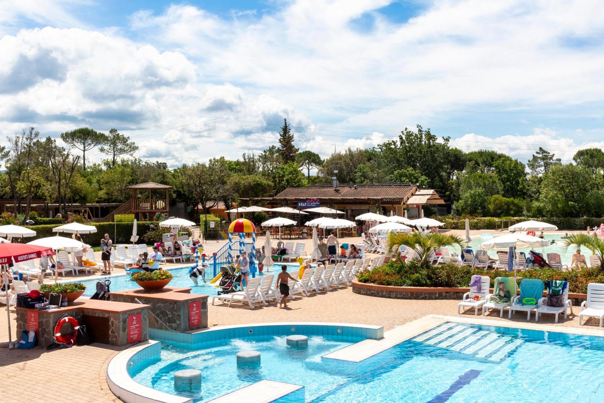 Parque de vacaciones Hu Village