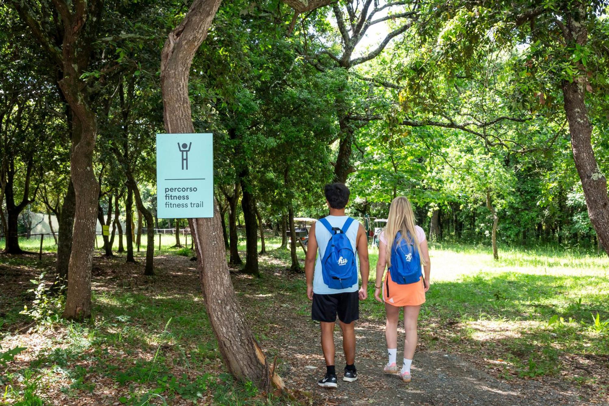 Hu Village Aldeamento Turístico 3*